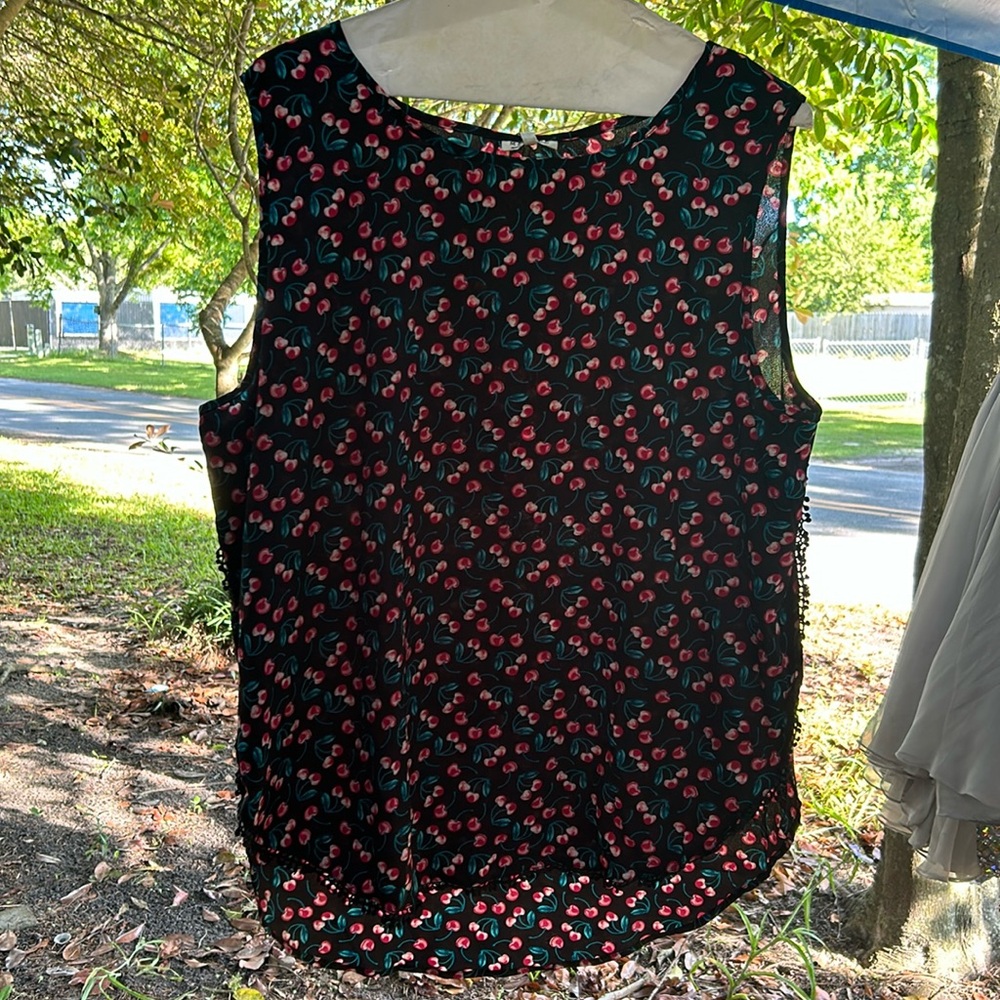 New with tag sleeveless top